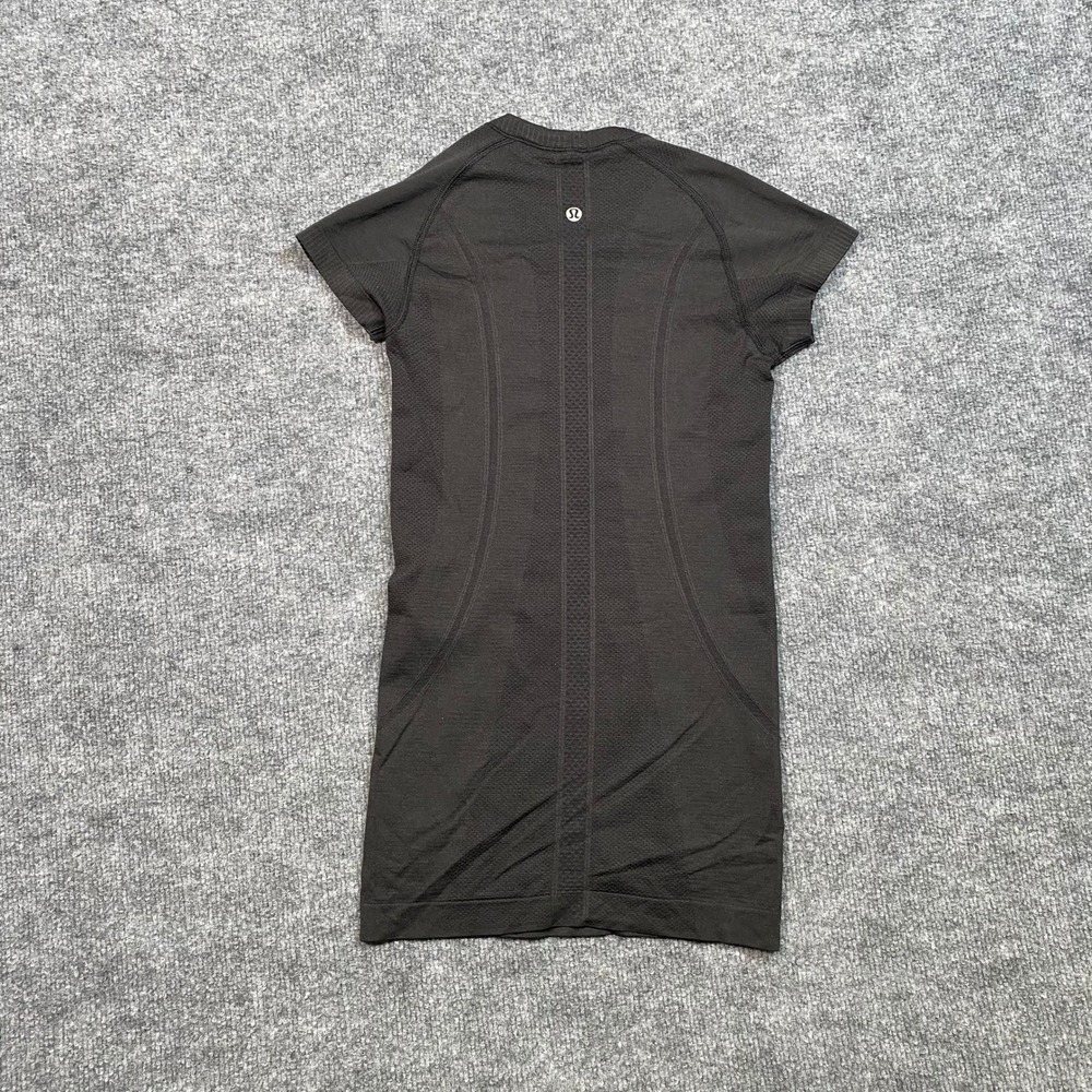 Lululemon Swift Stride Short Sleeve Running Top Black Size 2 Seamless 119868